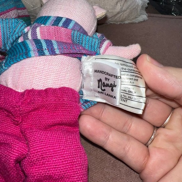 Handcrafted by Nangi Petticoat Doll Company 2 Little Pig Set SRI LANKA - Picture 3 of 5